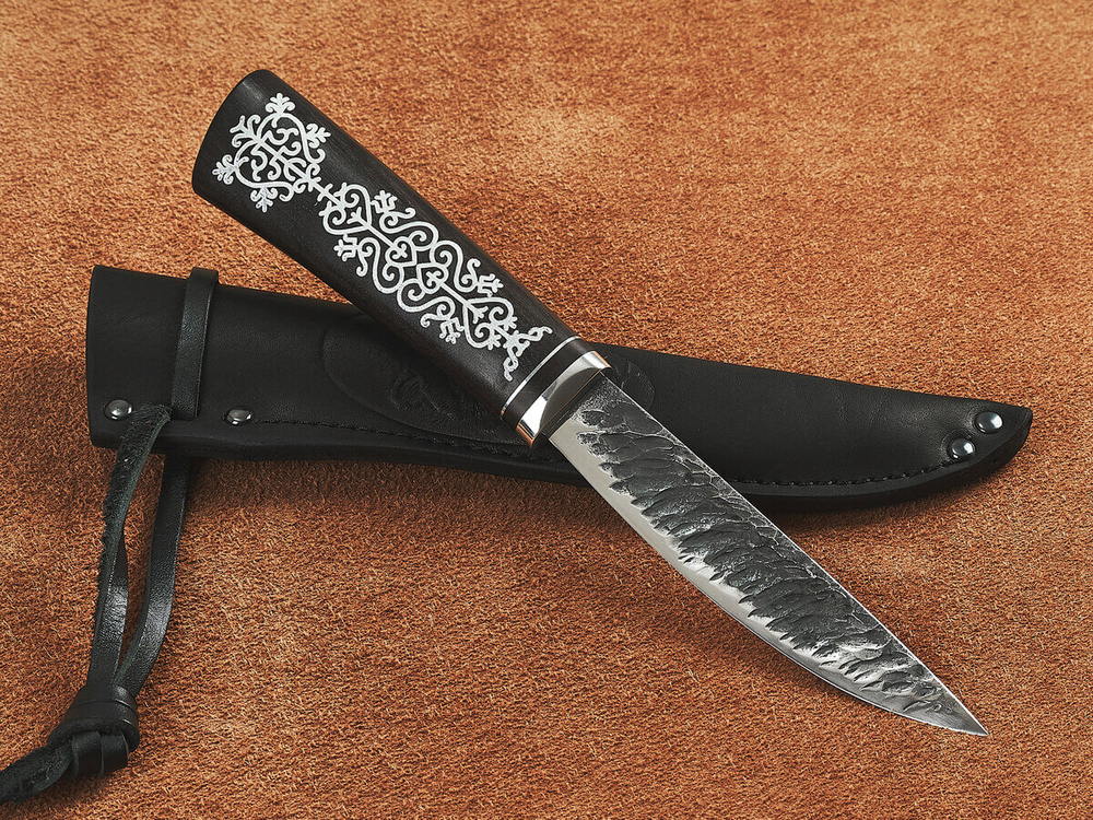 Якутский нож "Амга", сталь Х12МФ, рукоять черный мореный граб / орнамент