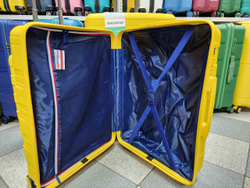 Чемодан Мини (S) полипропилен "Mironpan" съёмные колёса