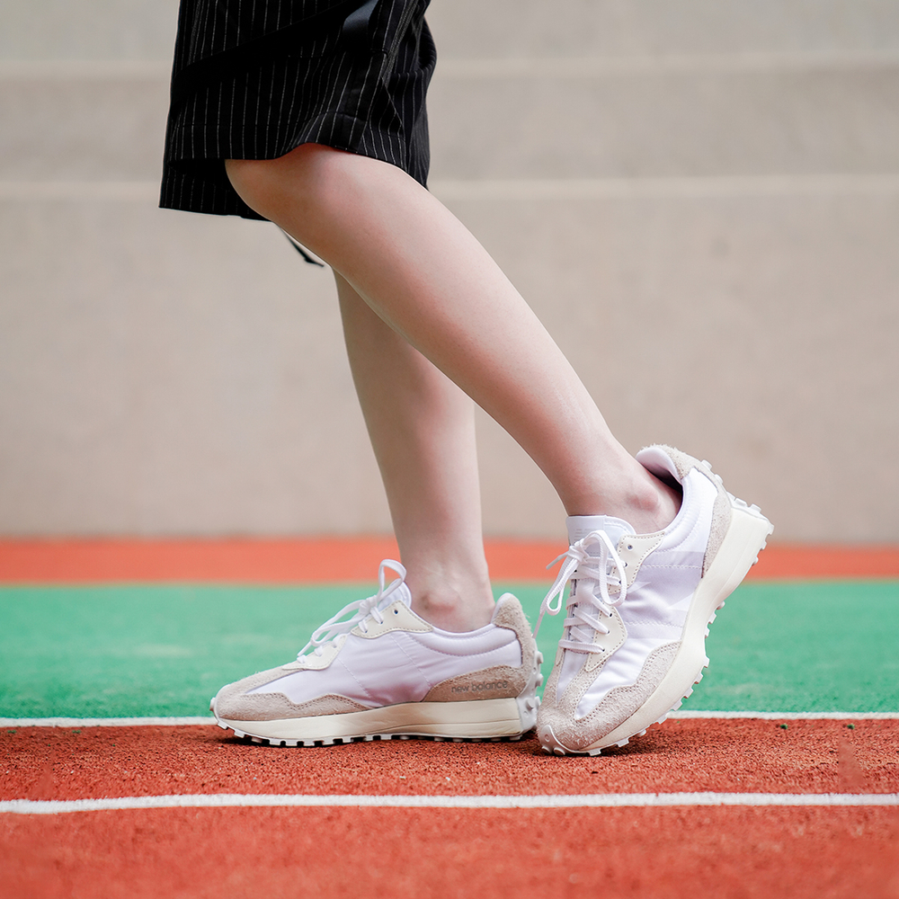 327 Wmns New Balance 'White Moonbeam' Women's
