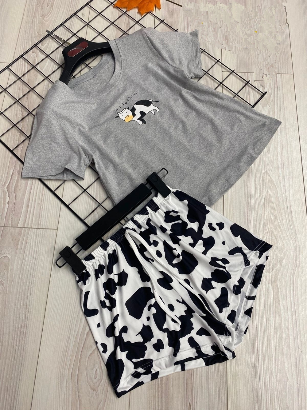 [m]Пижама шорты и футболка 3218