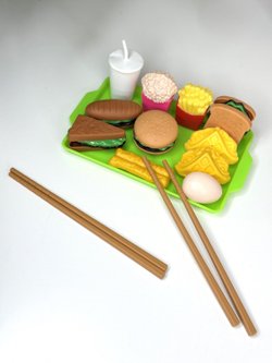 Игровой набор посуды и продуктов на липучке 82 элемента (201914939)