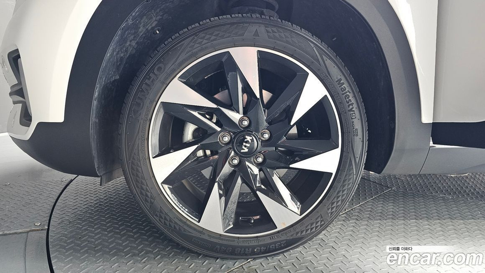Kia Seltos Бензин 1.6 Turbo 2WD (10.2020)