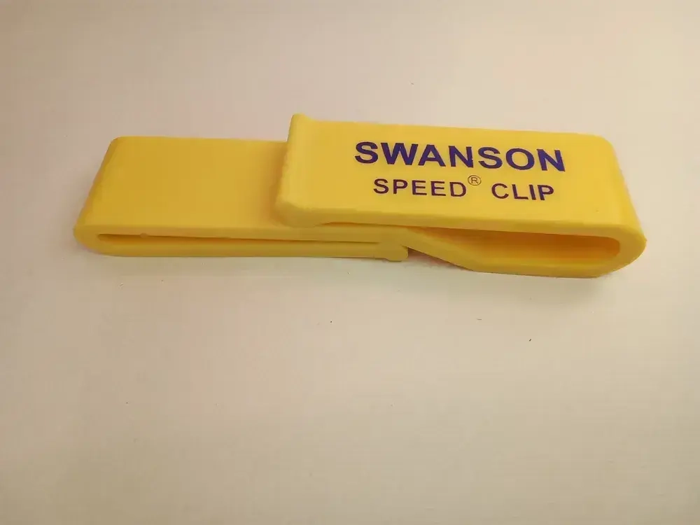 Клипса для ношения угольника Swanson (Свенсон)