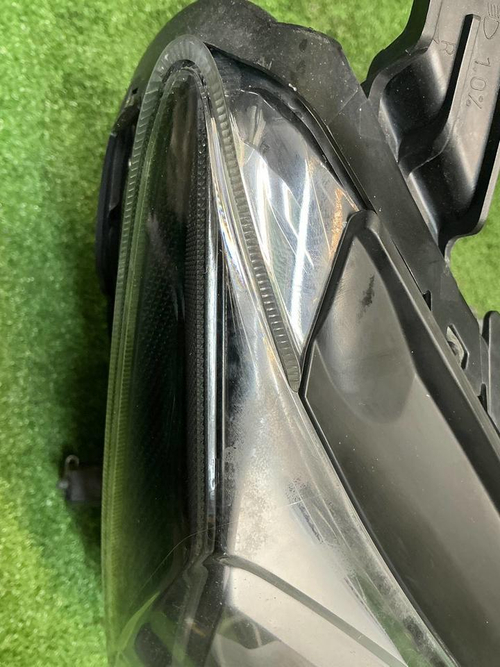 Фара правая Toyota RAV4 4 CA40 (2015-2019) LED