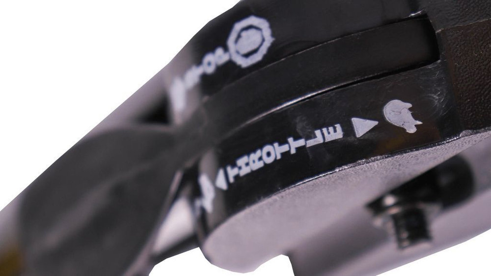 Колесный триммер Champion LMH5640