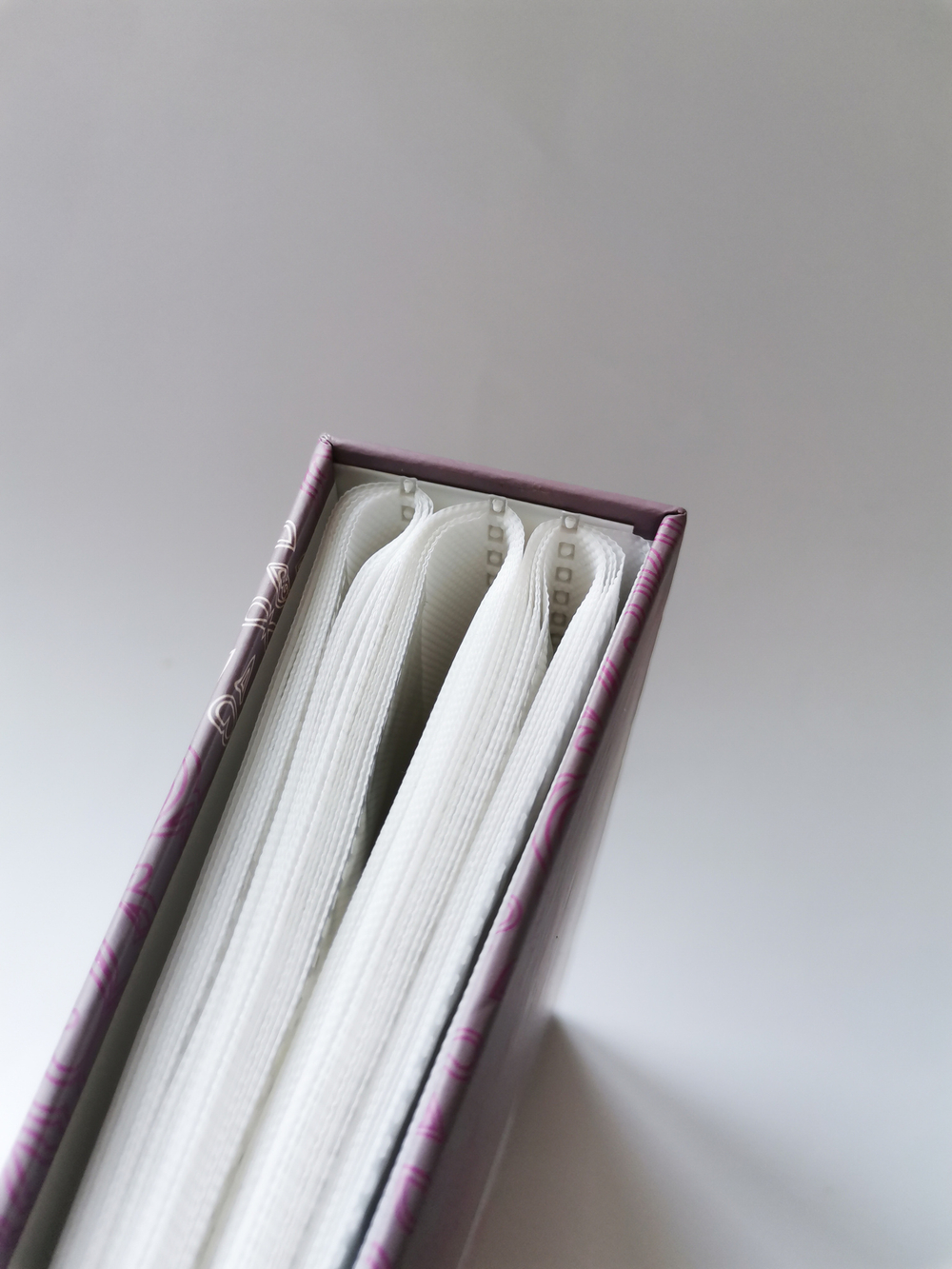 Фотоальбом на 200 фото 10х15 см, пластик. листы bloom Сирень