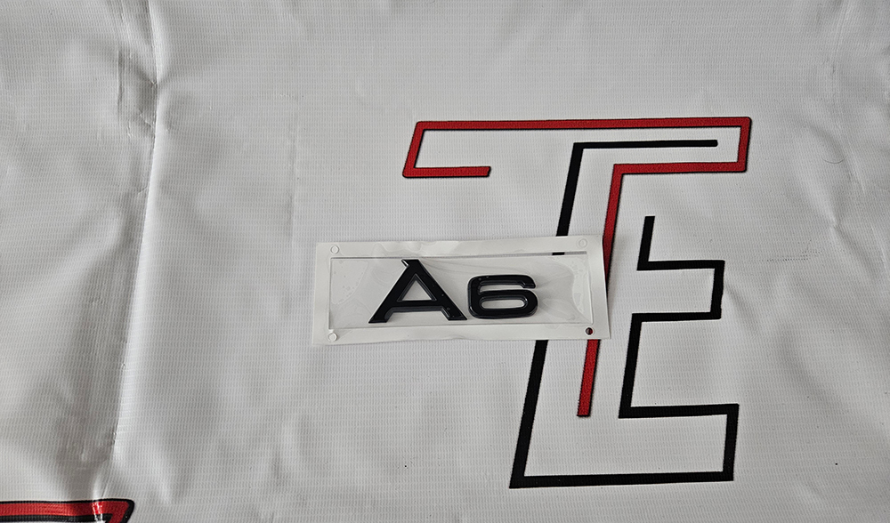 Шильдик Audi A6
