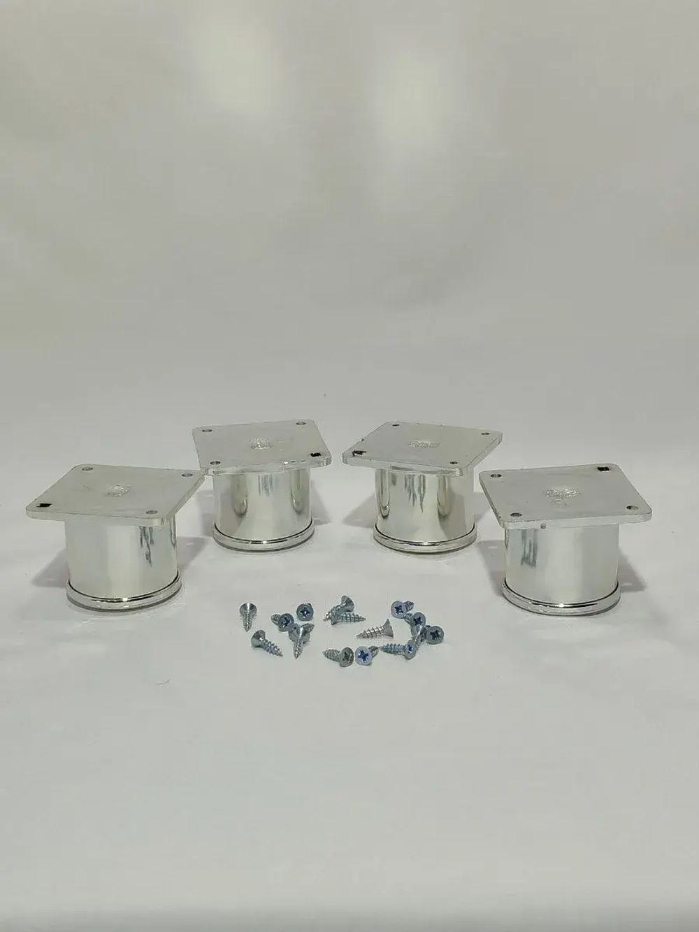 Мебельные ножки пластиковые для дивана шкафа тумбочки комода