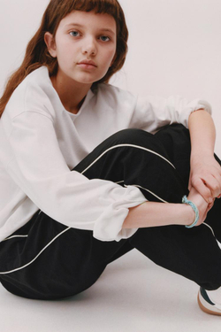 ZARA БРЮКИ-ДЖОГГЕРЫ ИЗ ВЫСОКОТЕХНОЛОГИЧНОЙ ТКАНИ С БАНТАМИ, ЧЕРНЫЙ