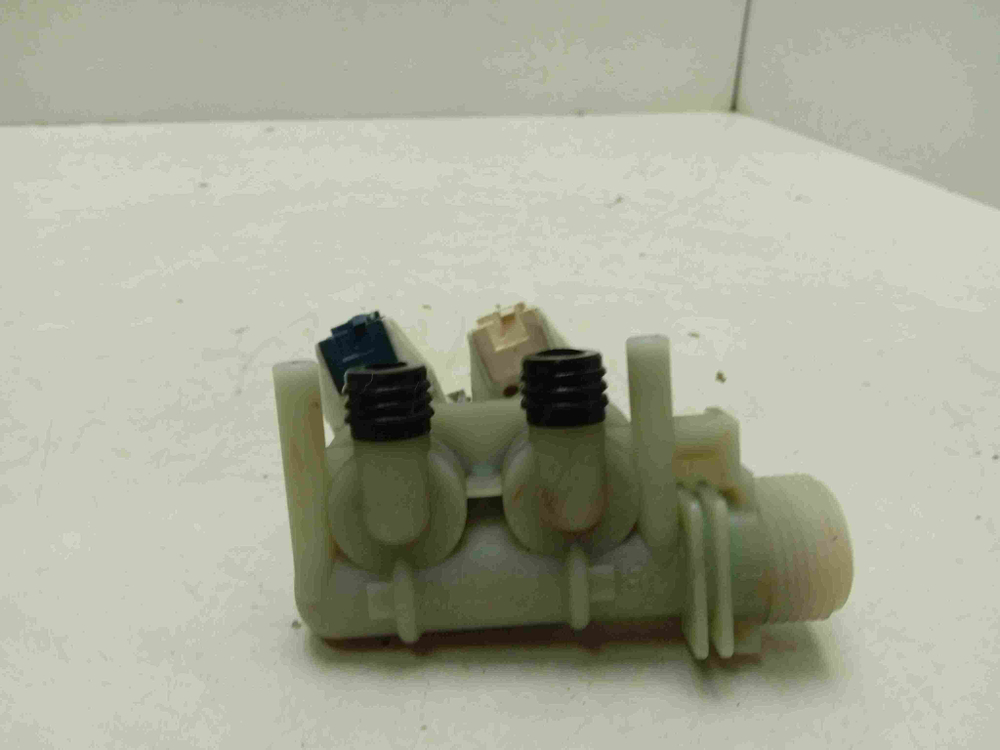 WMSG7105 кт214 Клапан подачи воды для стиральной машины Hotpoint-Ariston WMSG7105 б/у