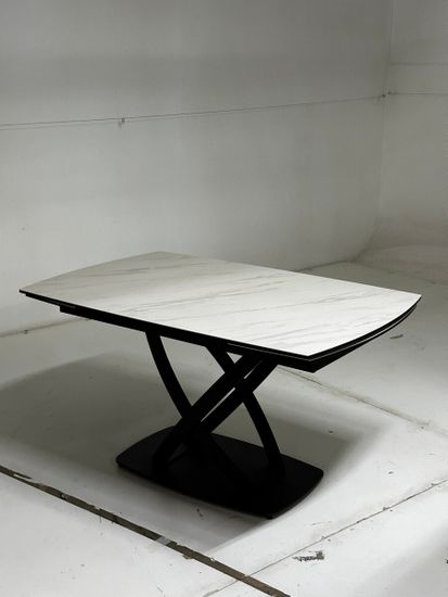 Стол FOGGIA 140 KL-99 Белый мрамор матовый, итальянская керамика/черный каркас