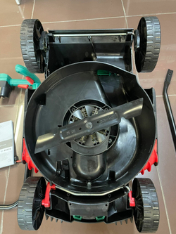 Электрическая газонокосилка Bosch ARM 37 0.600.8A6.201