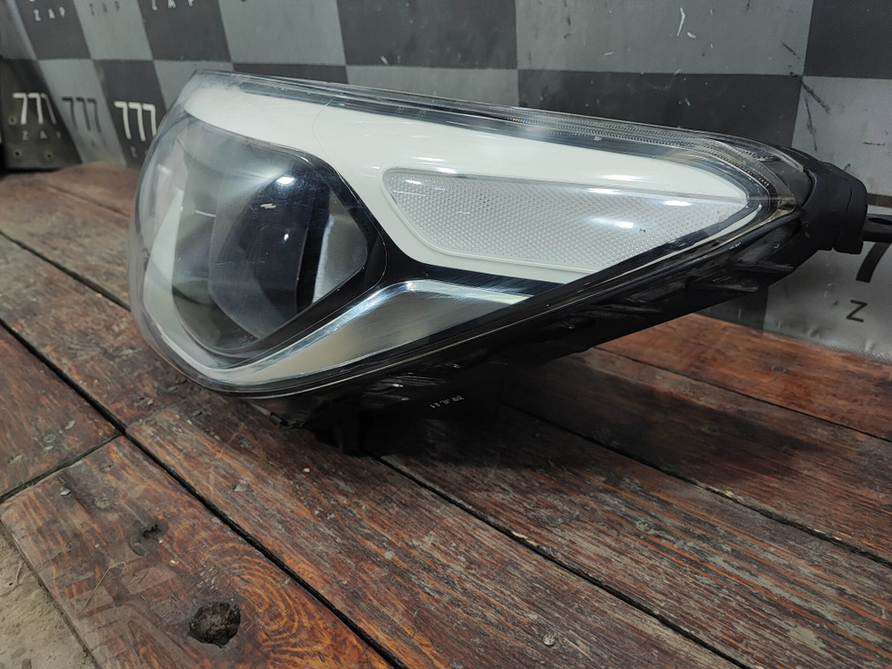 Фара левая Kia Soul 2 (PS) 13-19 Б/У Оригинал 92101B2260