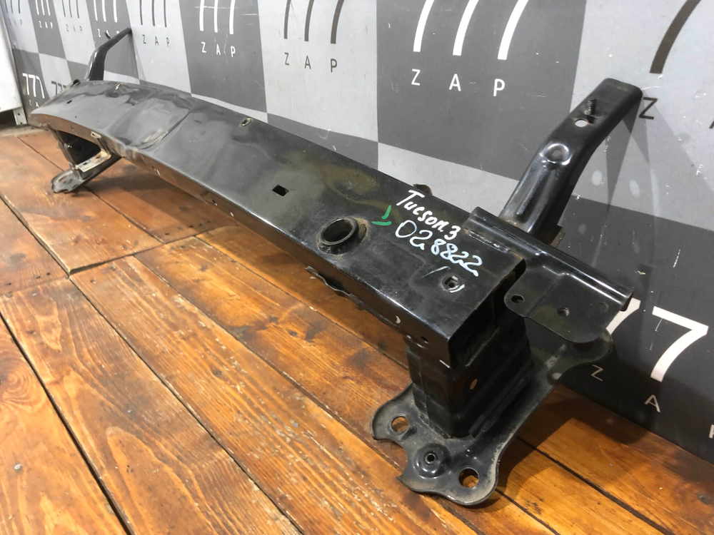 Усилитель переднего бампера Hyundai Tucson 3 (TL) 15-21 Б/У Оригинал 64900D7000