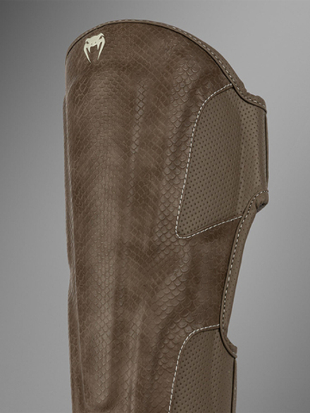 Щитки Venum Impact Evo Scales Brown