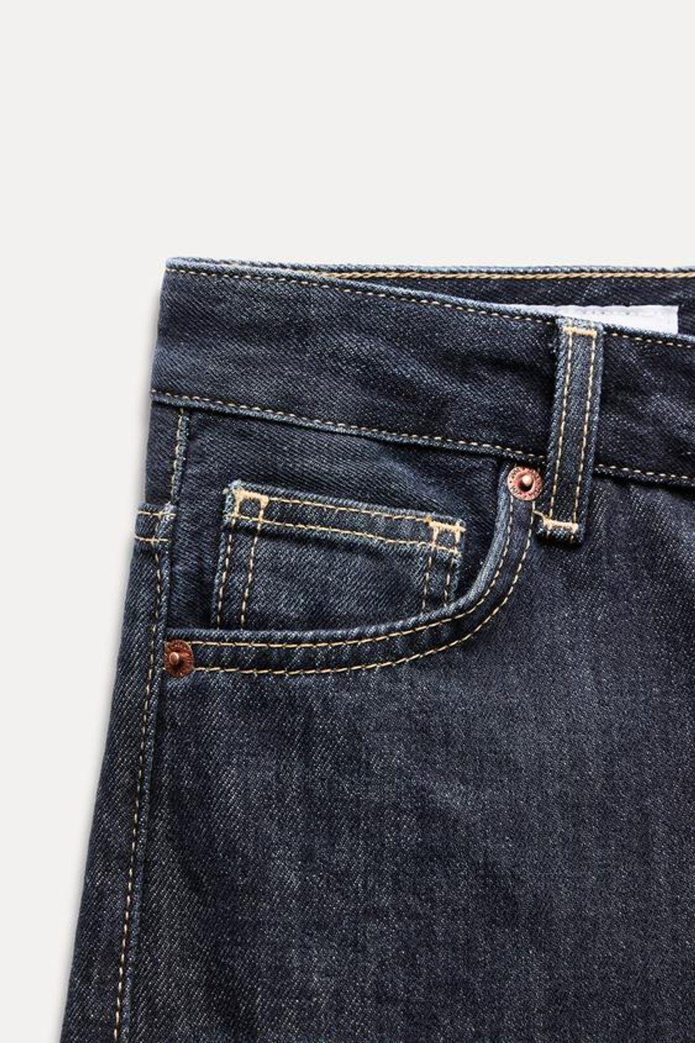 ZARA ДЖИНСЫ TRF RELAXED С НИЗКОЙ ПОСАДКОЙ И ОТВОРОТАМИ, ТЕМНЫЙ ИНДИГО