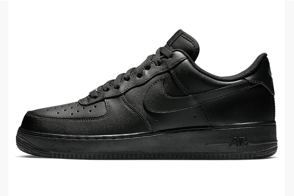 Nike Air Force 1 Low (Triple Black)