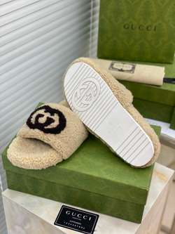 Gucci Wool Slide Sandal