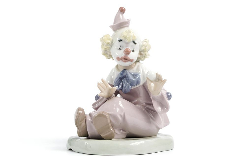 Статуэтка «Клоун-фокусник с шариком»