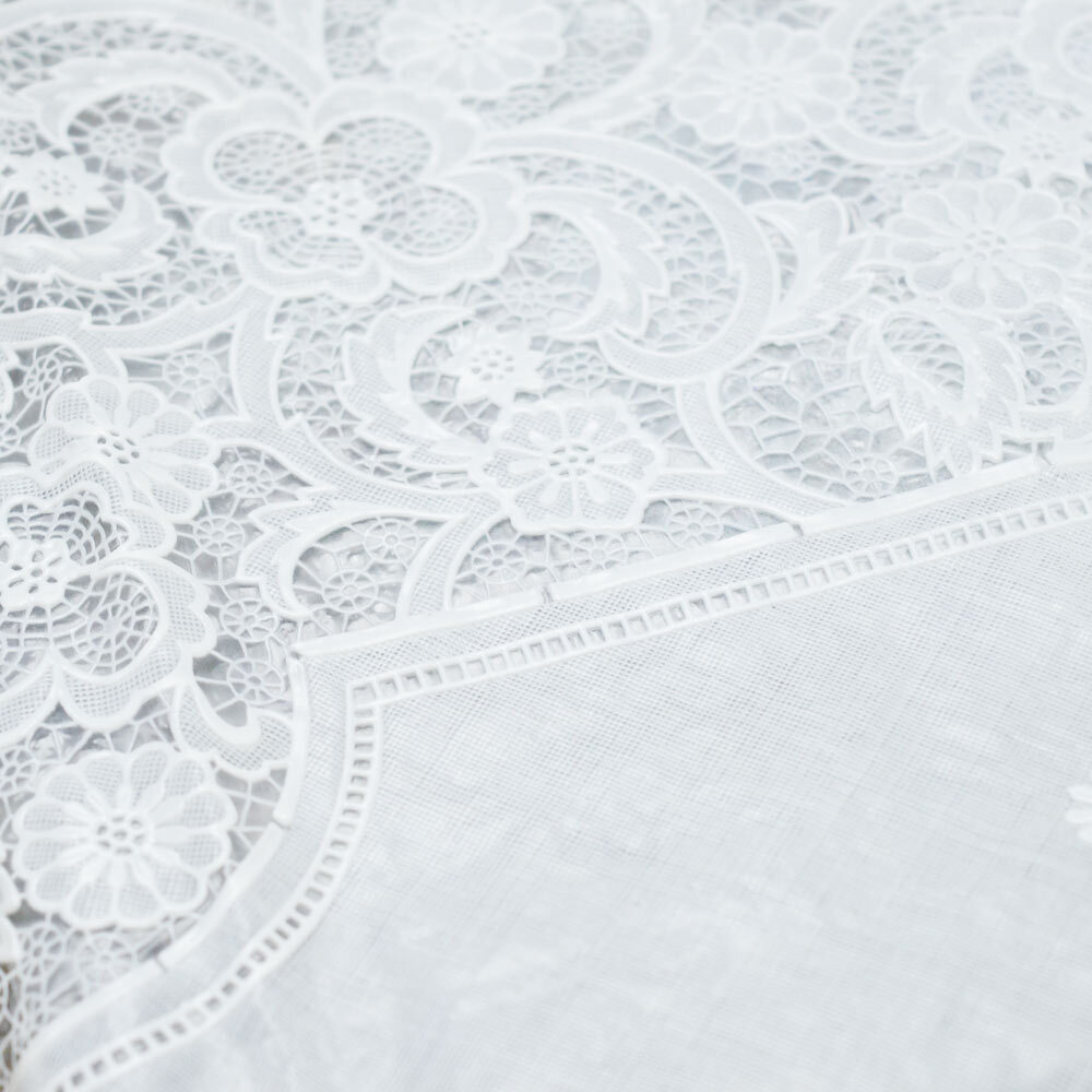 Скатерть 135*180см EMBOSSED (54*72)