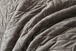 Покрывало 160x220 Sofi De MarkO Фернанд бежевое