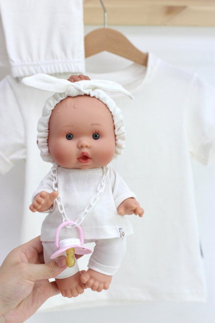 Костюм цвета "молоко" с солохой для любого пупса 26 см (сам пупс в комплект не входит)