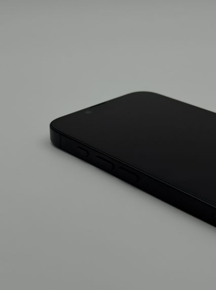 iPhone 16e 128Gb Back