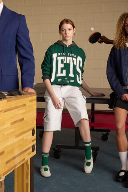 ZARА ДЖИНСОВЫЕ ШОРТЫ TRF BAGGY С НАШИВКОЙ NFL JETS, БЕЛЫЙ