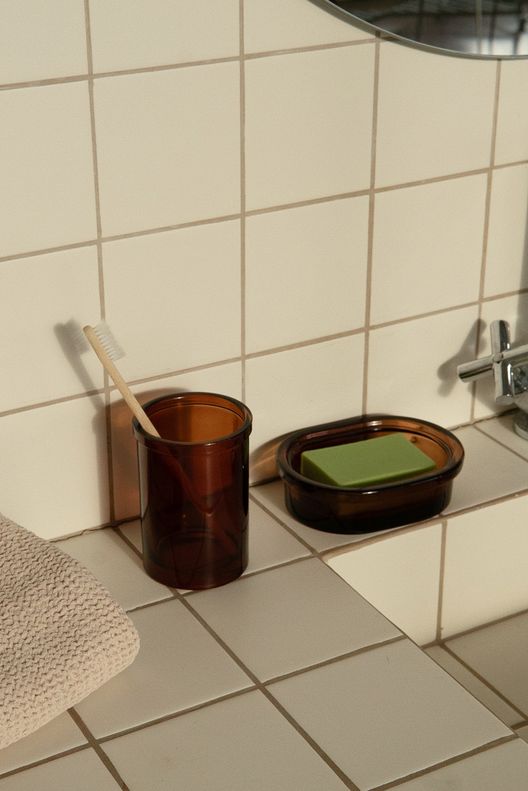 Стакан для зубных щеток Amber, темно-янтарный / Bergenson Bjorn Bath