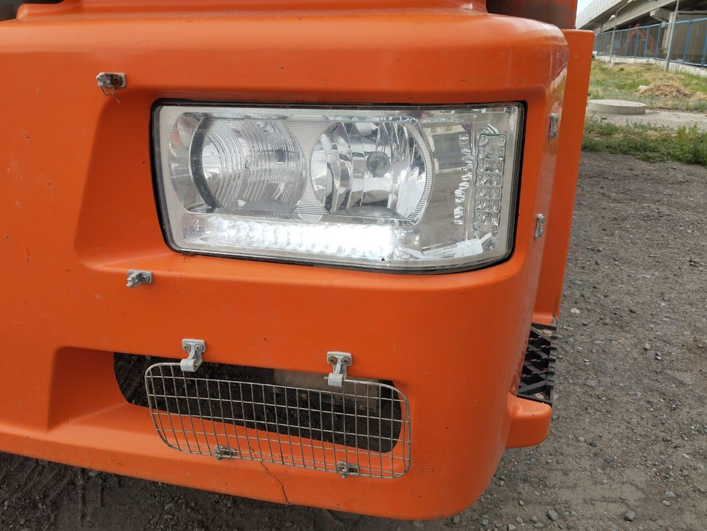 КамАЗ 6520 6x4 Самосвал 6520-3026012-53 (Дизельный, 11,7 л, 400 л.с., МТ)