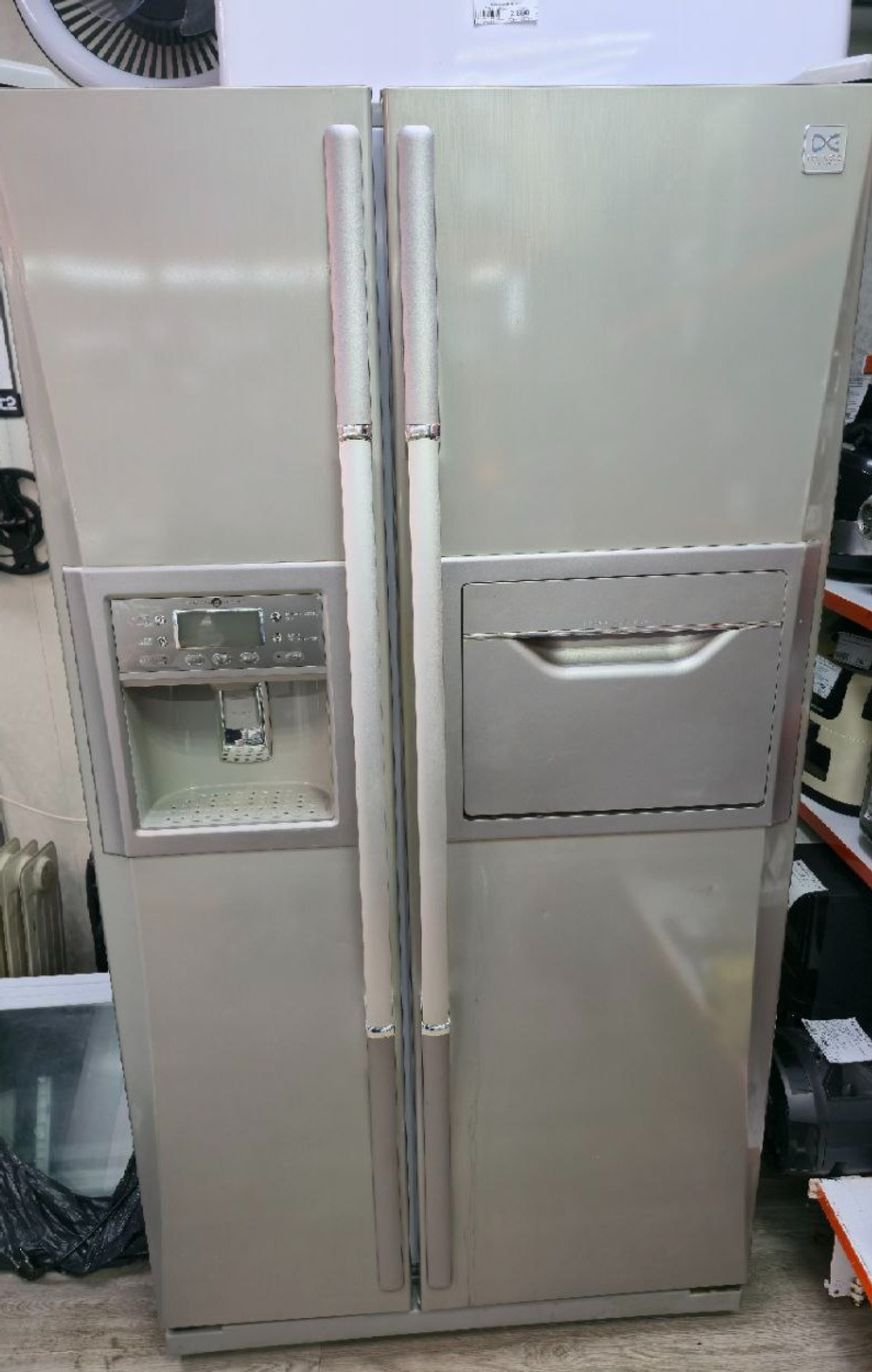 Холодильник DAEWOO FRS-L2011IAL серебристый