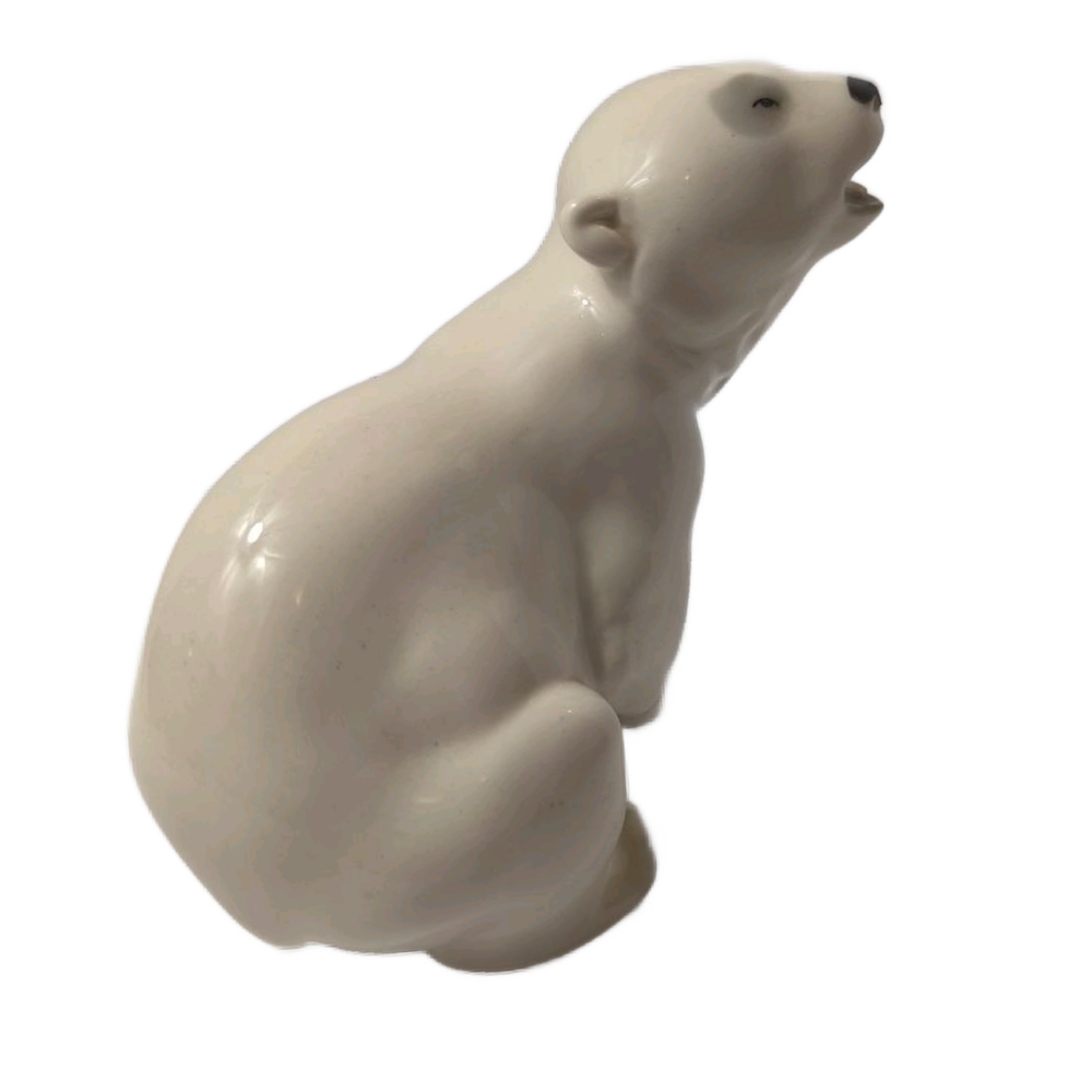 Фарфоровая статуэтка "Белый медведь" (ЛФЗ), 1970-1986 гг.