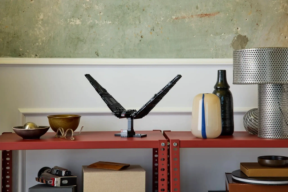 Конструктор LEGO Star Wars 75406 Командный шаттл Кайло Рена