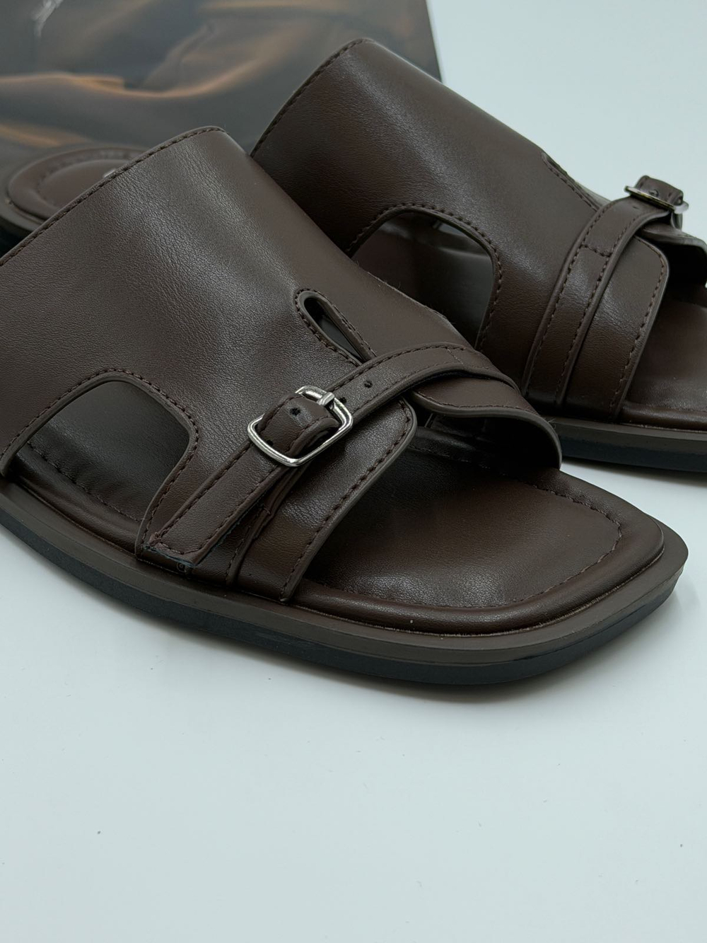 Босоножки женские эко-кожа арт. FEY 495-5 цвет "коричневый"