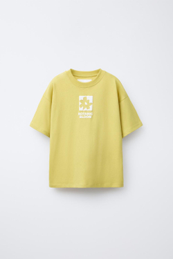 ZARA ФУТБОЛКА С РЕЛЬЕФНЫМ ПРИНТОМ, ОЛИВКОВЫЙ