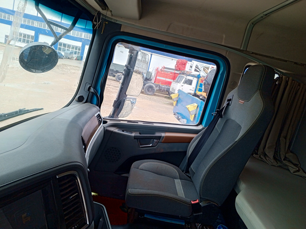 Shacman (Shaanxi) SX* 8x4 Самосвал SX33186V366 (Дизельный, 11,6 л, 423 л.с., МТ)