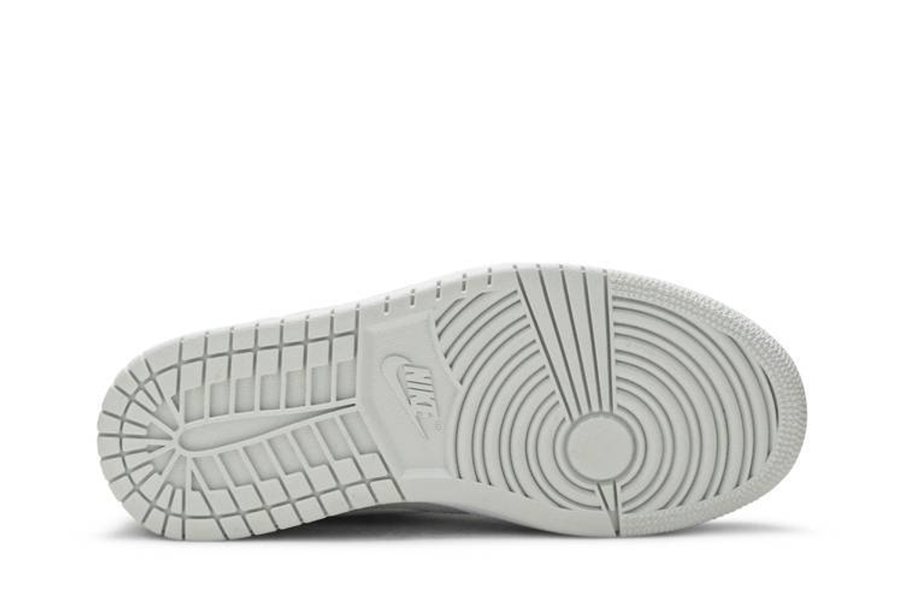 Кроссовки Jordan Air Jordan 1 Low Spruce Aura (Женская размерная сетка)