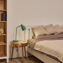 UML-B700 E27 GREEN Светильник настольный. 40W. Цоколь Е27. Механический выключатель. Зелёный. ТМ Uniel