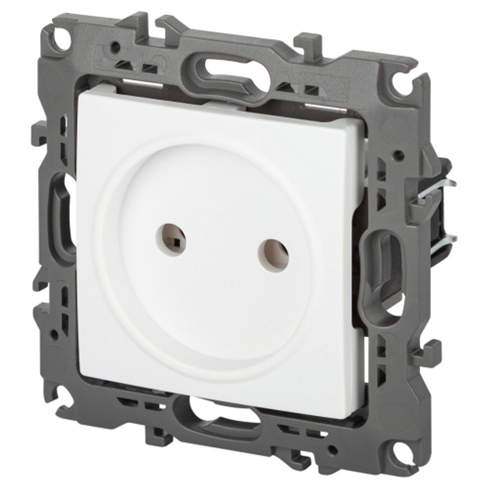 Розетка ЭРА Серия 12 12-2105-01М 2P 16А-250В белый матовый