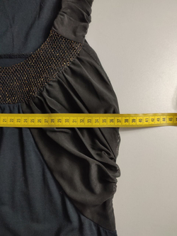 Платье для вечернего образа, визуально на 42 размер