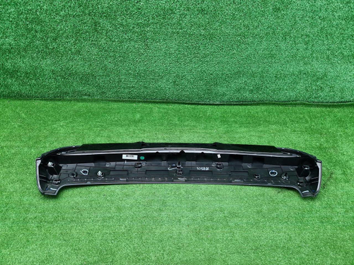 Спойлер крышки багажника Geely Monjaro (2021-н.в.)