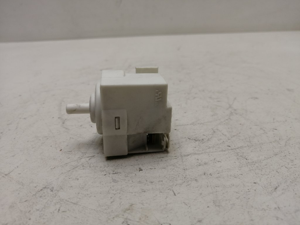 VMSF501B кт93 Датчик уровня воды для стиральной машины Hotpoint-Ariston 160026921 б/у