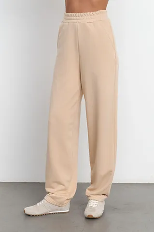 Джоггеры бананы без начеса из премиум футера ванильного цвета