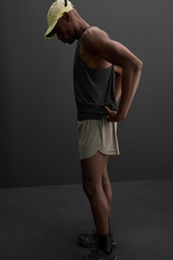 ZARA КОРОТКИЕ ШОРТЫ ДЛЯ БЕГА, СЕРО-КОРИЧНЕВЫЙ