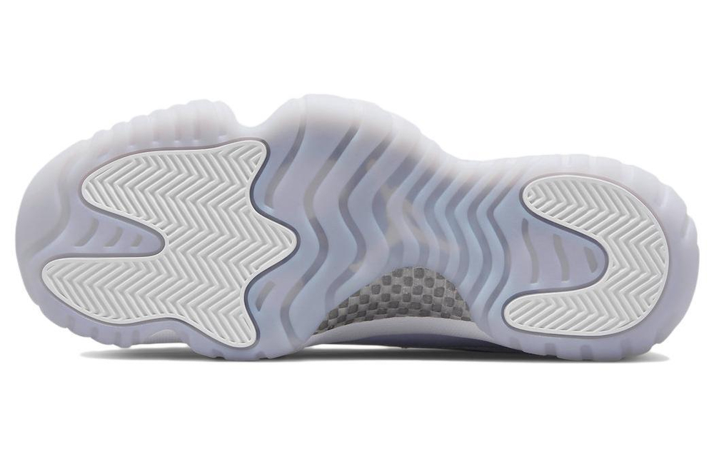 Кроссовки Jordan Air Jordan 11 Retro Low "Pure Violet" (Женская размерная сетка)