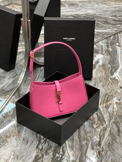 Saint Laurent Le 5 à 7 Hobo Bag