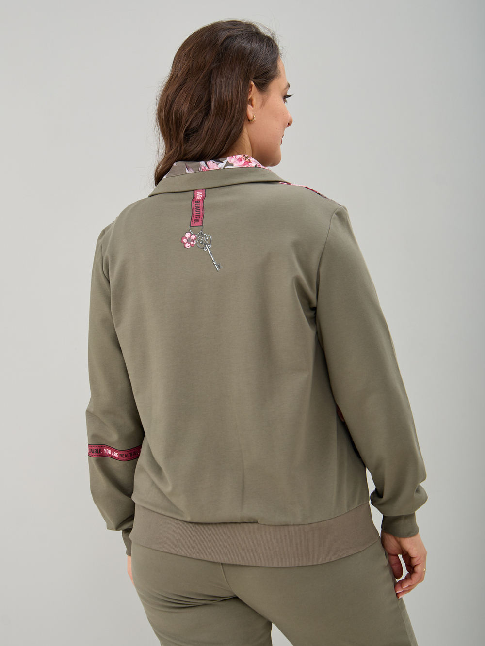 Костюм с брюками КБ-384/хаки-пионы