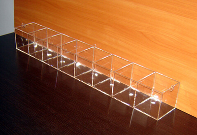 Диспенсер витрина демонстратор для конфет 755х100х100 8 ячеек открытый