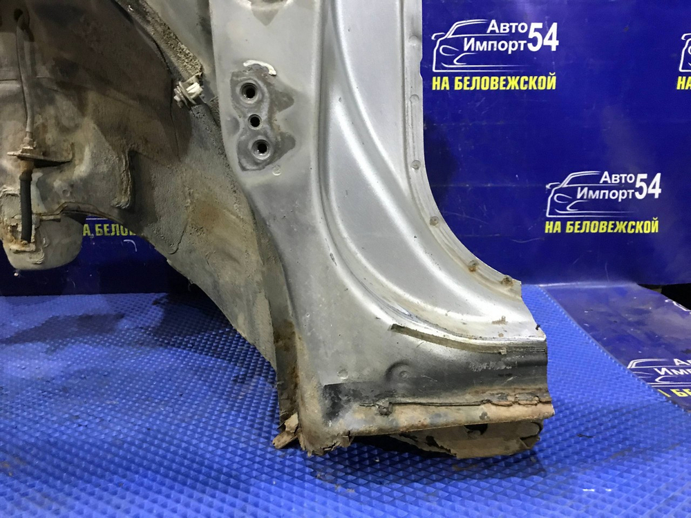 Лонжерон передний левый TOYOTA IPSUM 1997