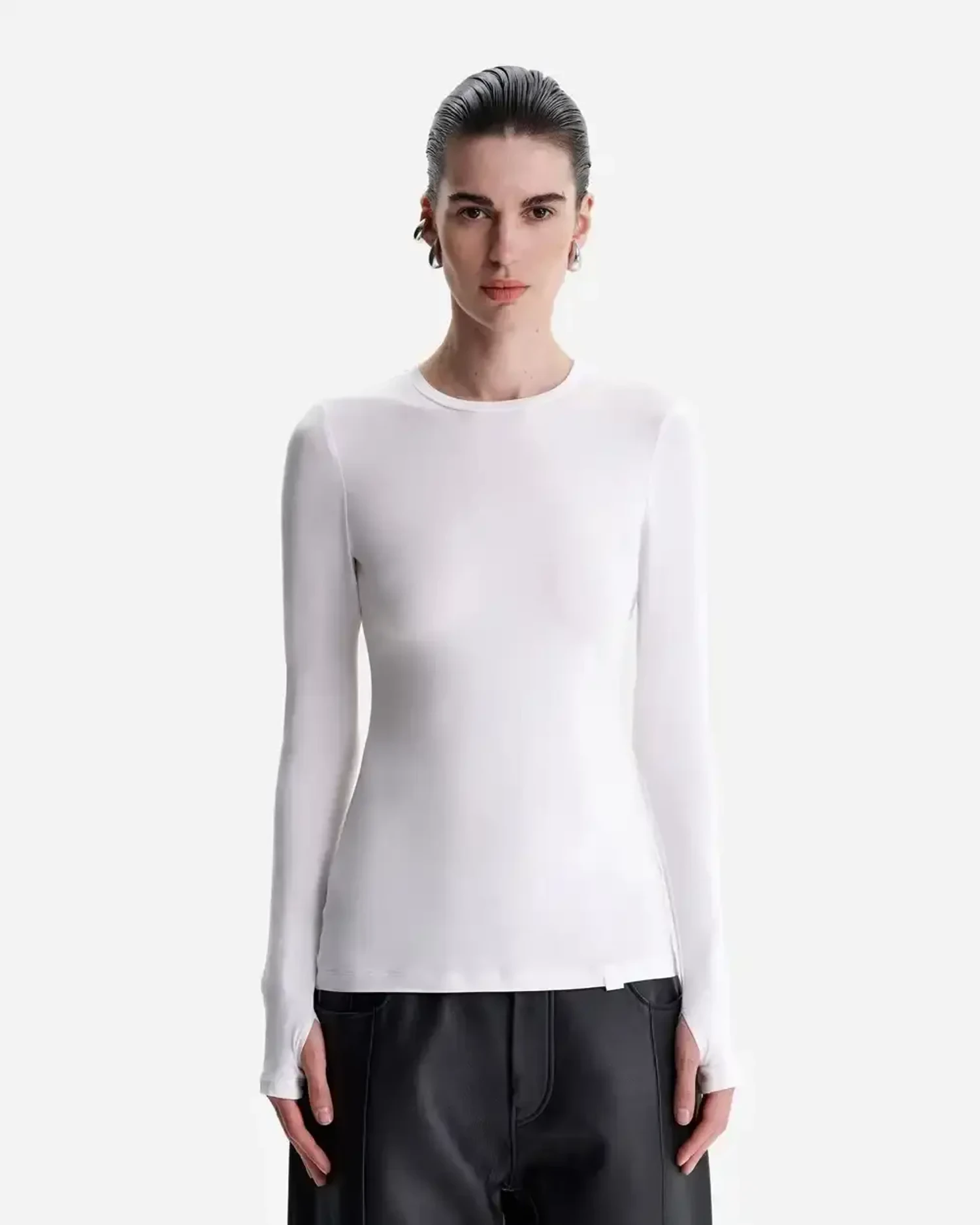 Лонгслив из тонкого трикотажа белый